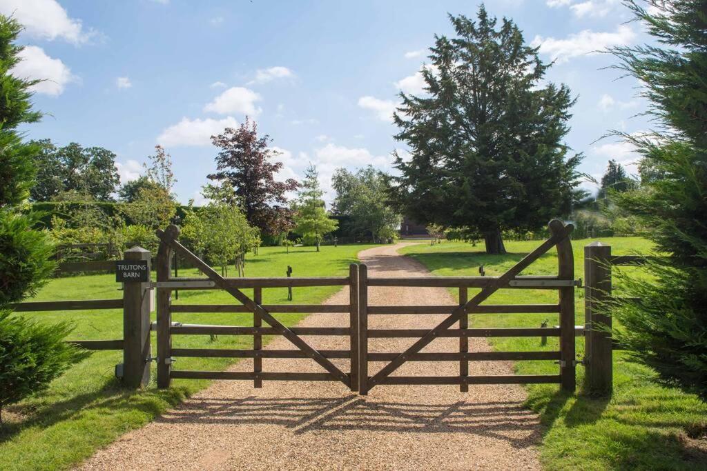 Immaculate Barn Annexe Close To Stansted Airport Great Dunmow Exterior foto
